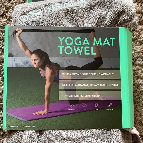 ☯️YOGA MAT TOWEL🥀 - Picture 2 of 3